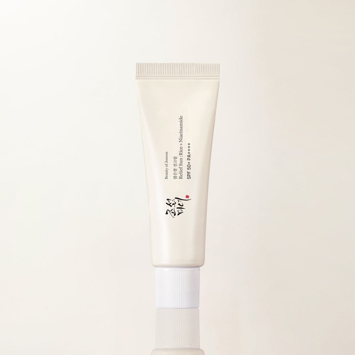 Tubo crema de Beauty of Joseon Relief Sun Rice y Niacinamide SPF50+ PA++++ de 50 ml