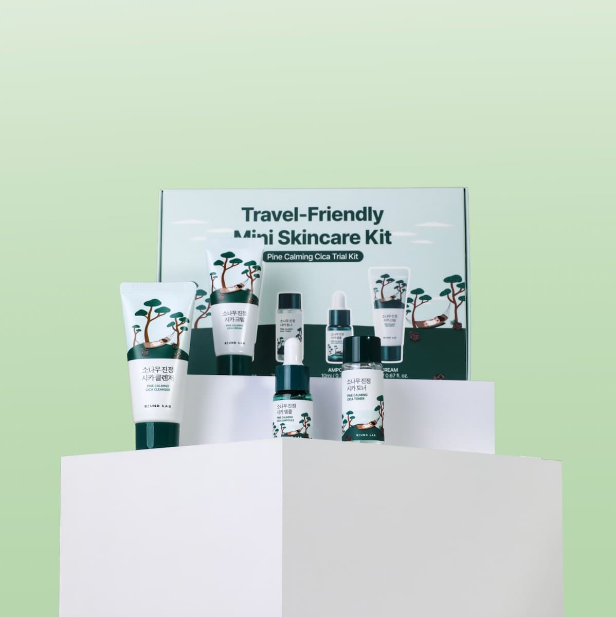 Caja y minis de Round Lab Pine Calming Cica Travel Routine Trial Kit